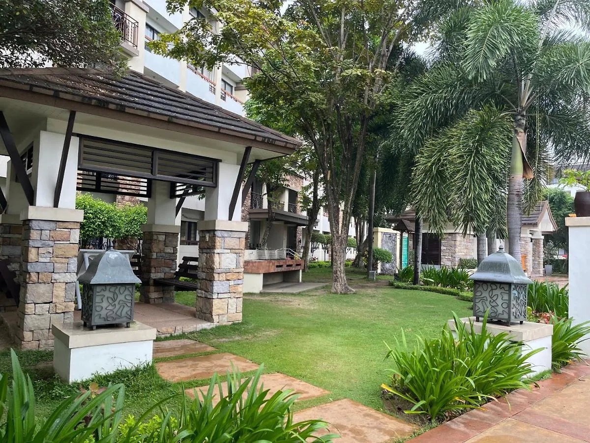 Joling'S Crib 2 Wid Netflix And Strong Wifi And With A Small Veranda And Facing Amenities Davao City Appartement
